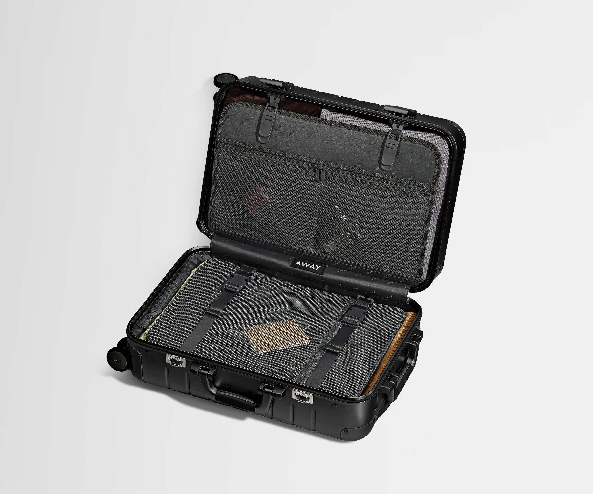 The Carry-On: Aluminum Edition in Onyx Black - Image 3