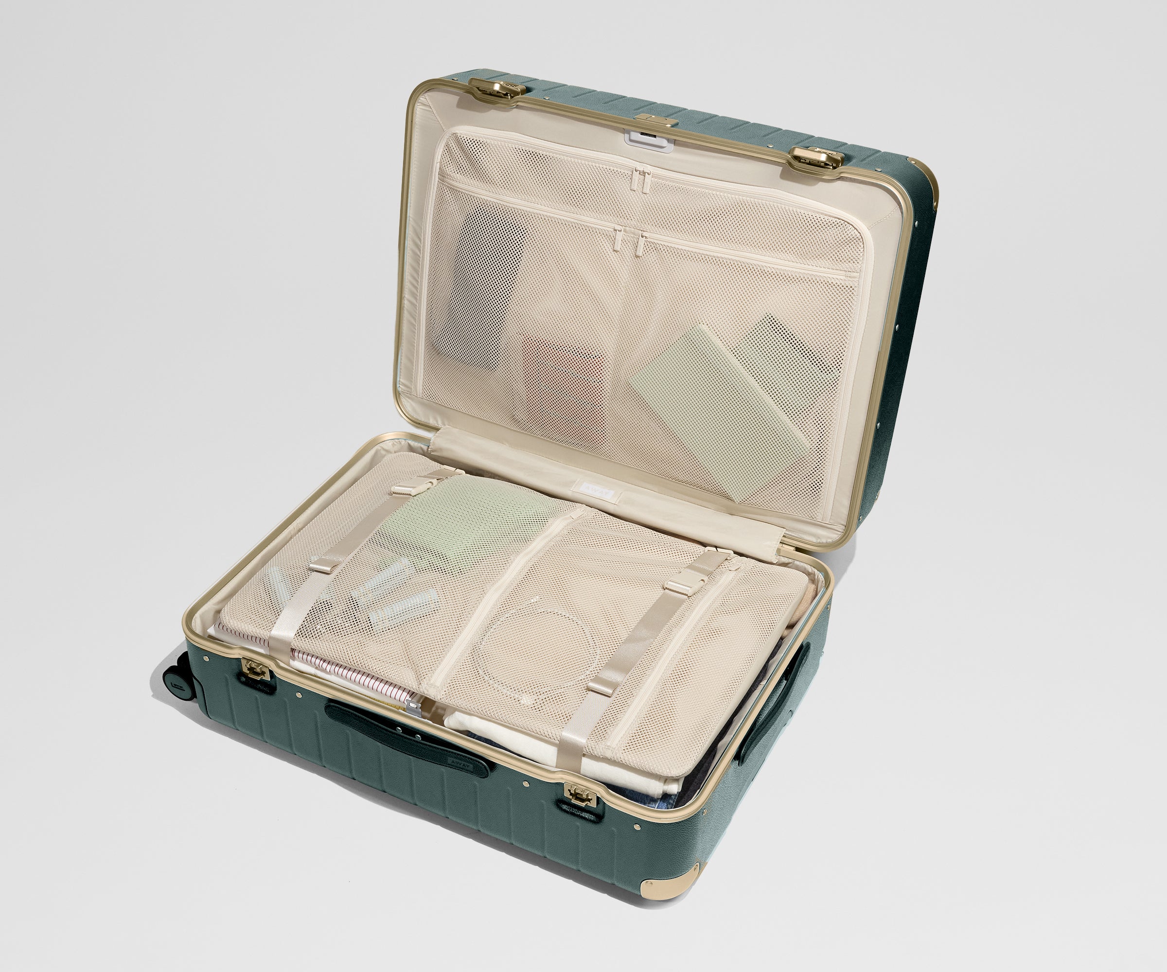 The Aluminum Edge Large in Ivy Green - Image 6