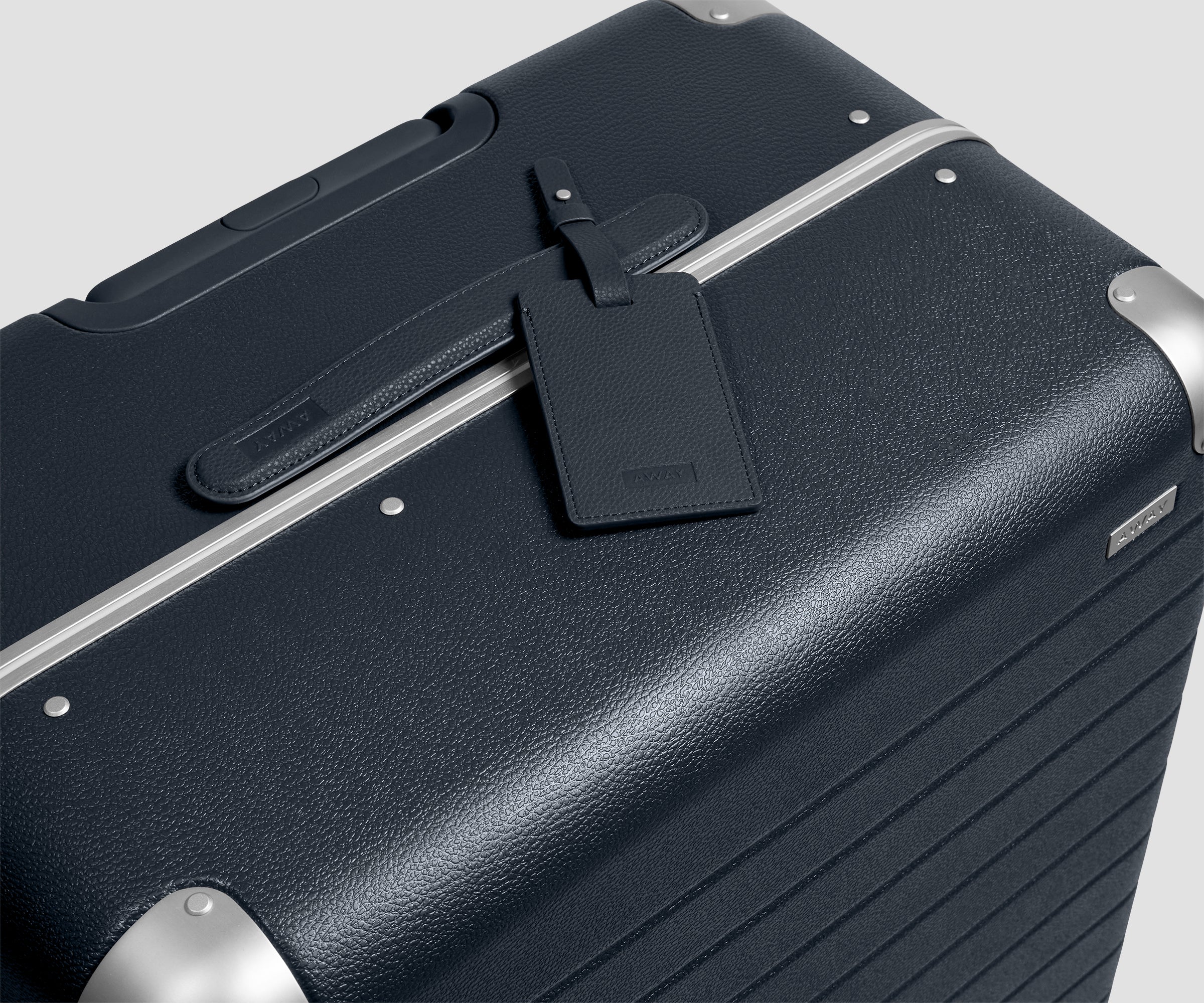 The Aluminum Edge Large in Navy Blue - Image 7