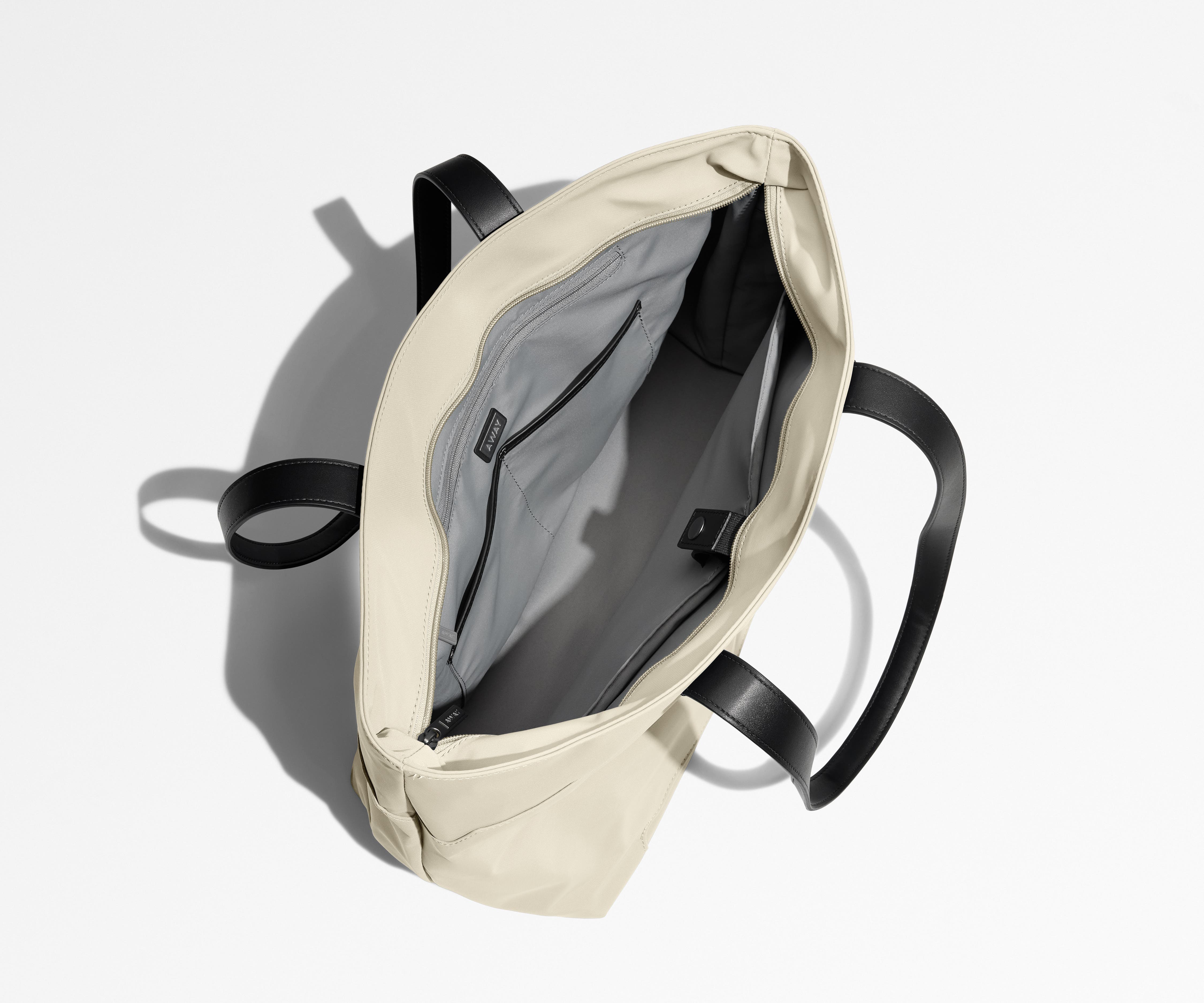 The Everywhere Tote in Salt White - Image 3