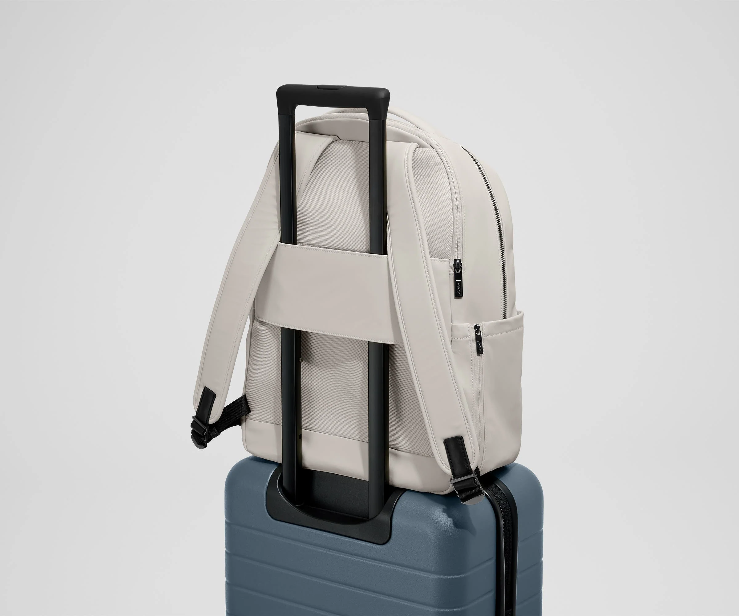 The Commuter Backpack in Cloud Gray - Image 6