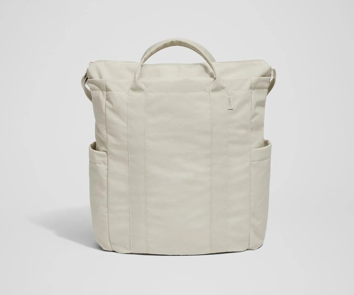 Courtside Tote in Salt White Textured Nylon