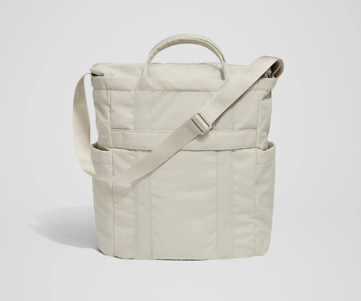 Courtside Tote in Salt White Textured Nylon - Image 3