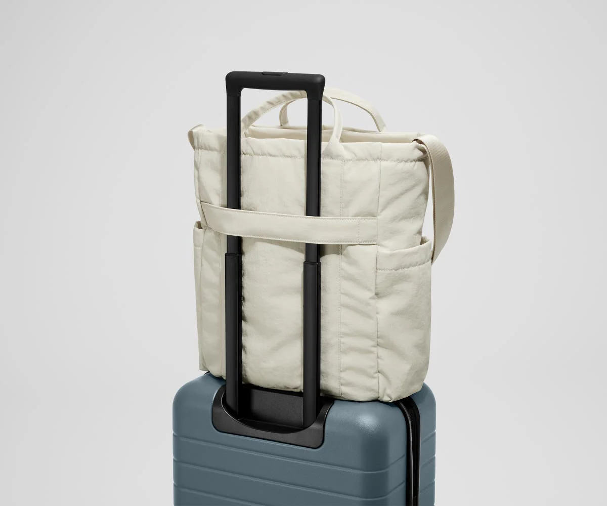 Courtside Tote in Salt White Textured Nylon - Image 7
