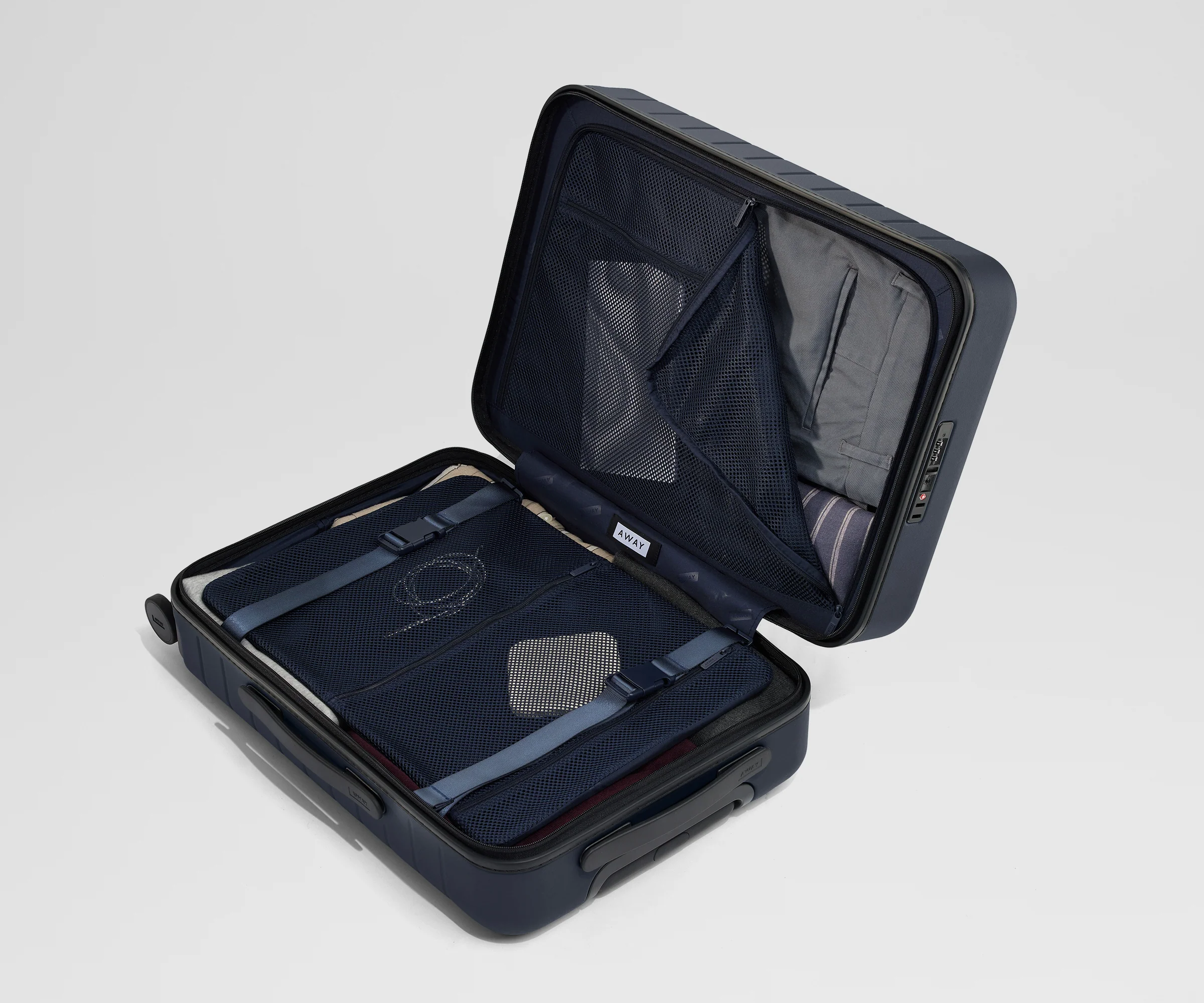 The Executive Bigger Carry-On in Navy Blue - Image 8
