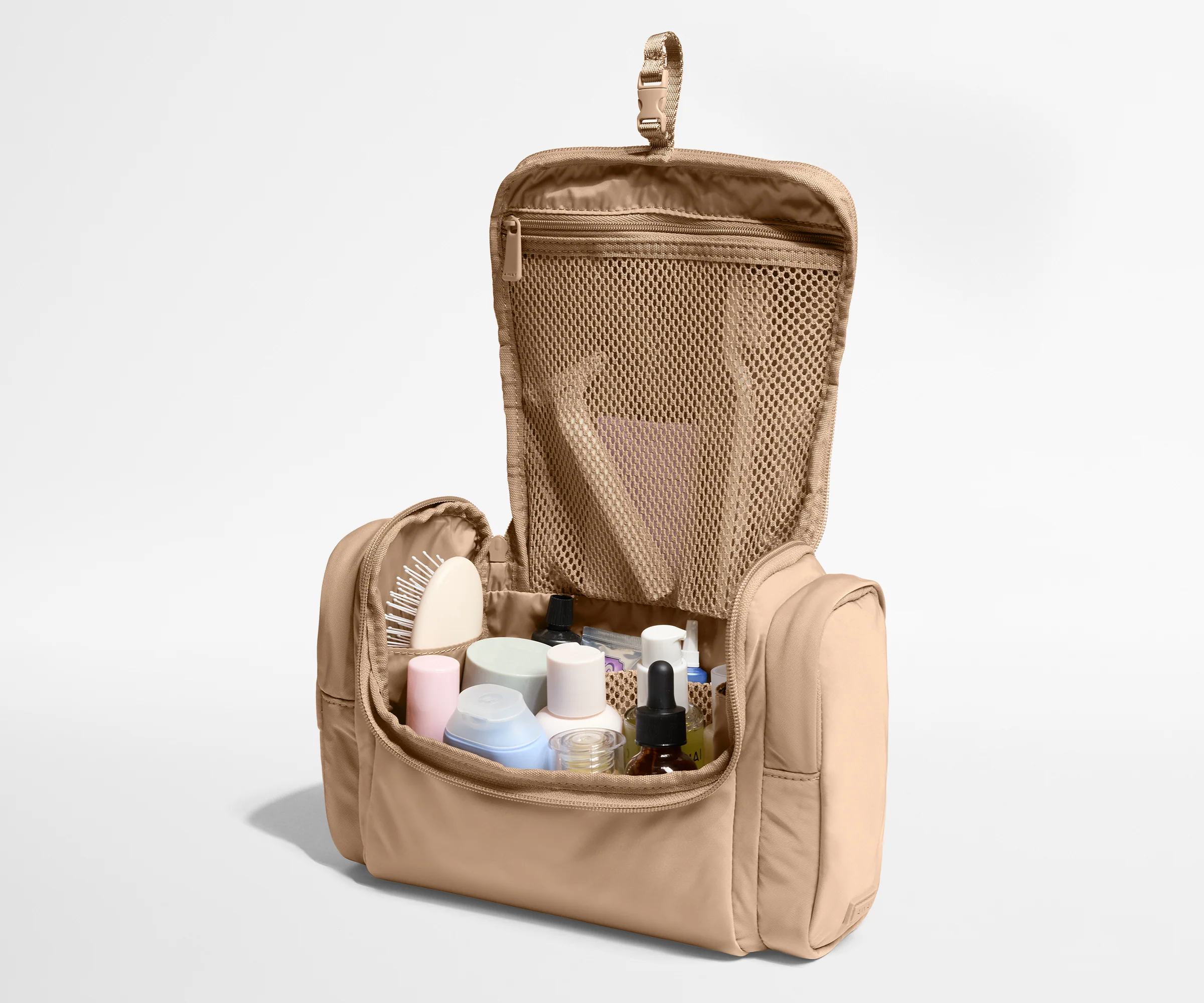 Featherlight Hanging Travel Vanity in Camel Brown - Image 2