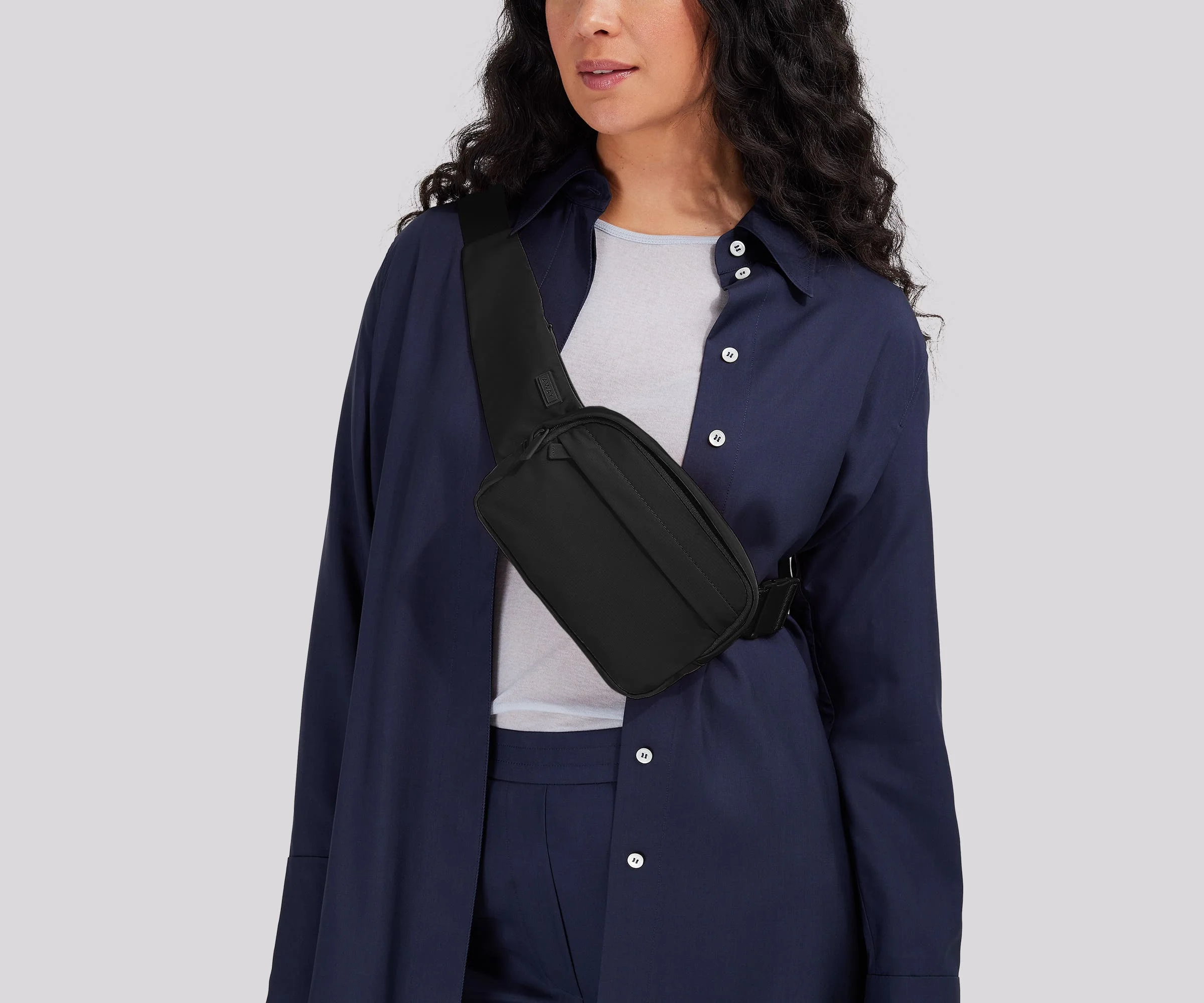 Featherlight Sling Bag in Jet Black - Image 2