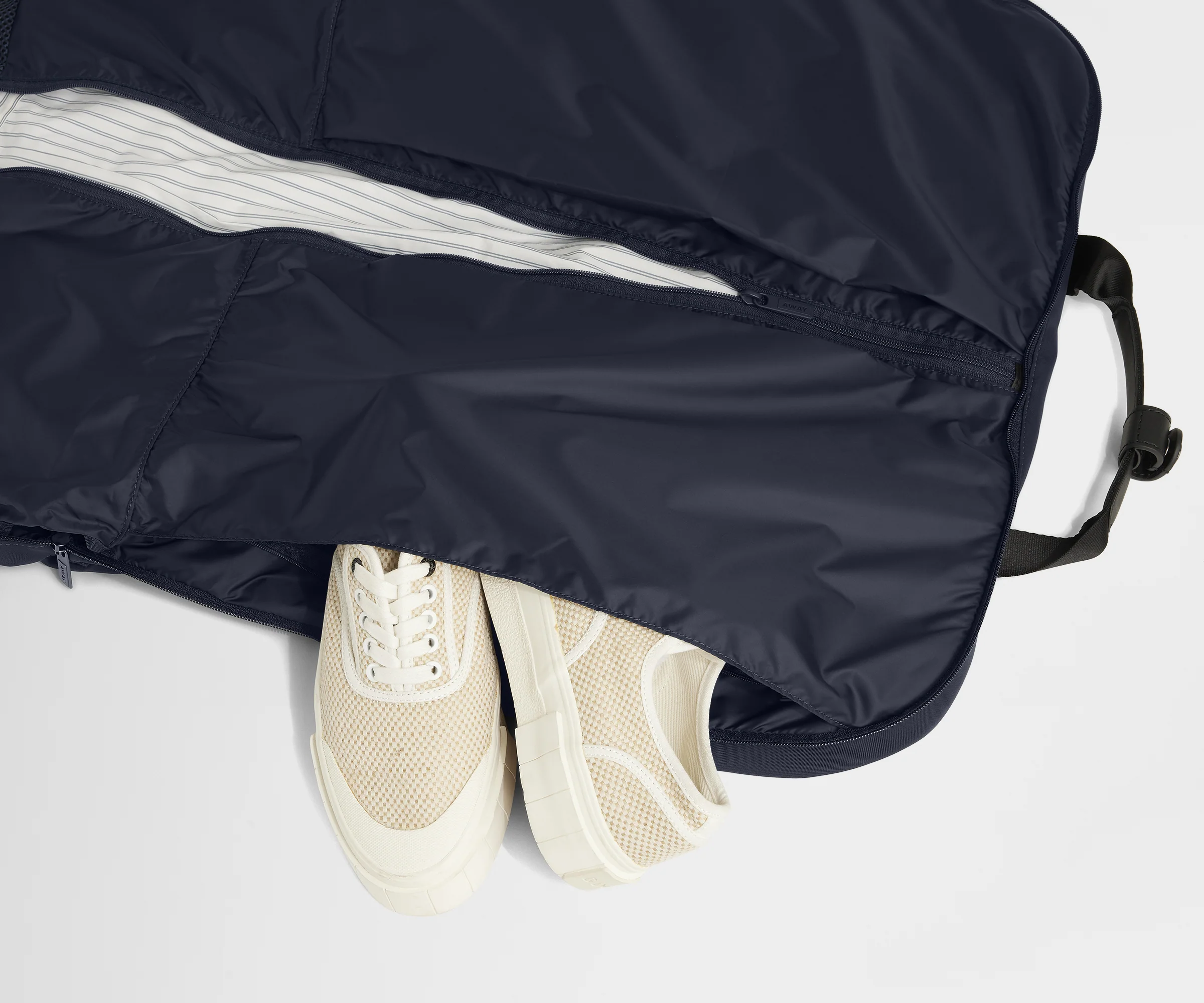 Garment Bag in Navy Blue - Image 4