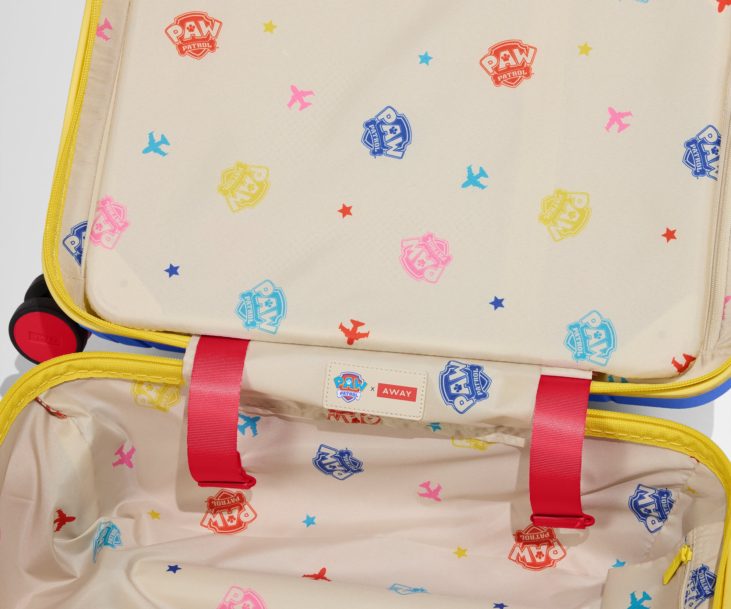 The Kids Carry-On in Chase Badge Blue - Image 6