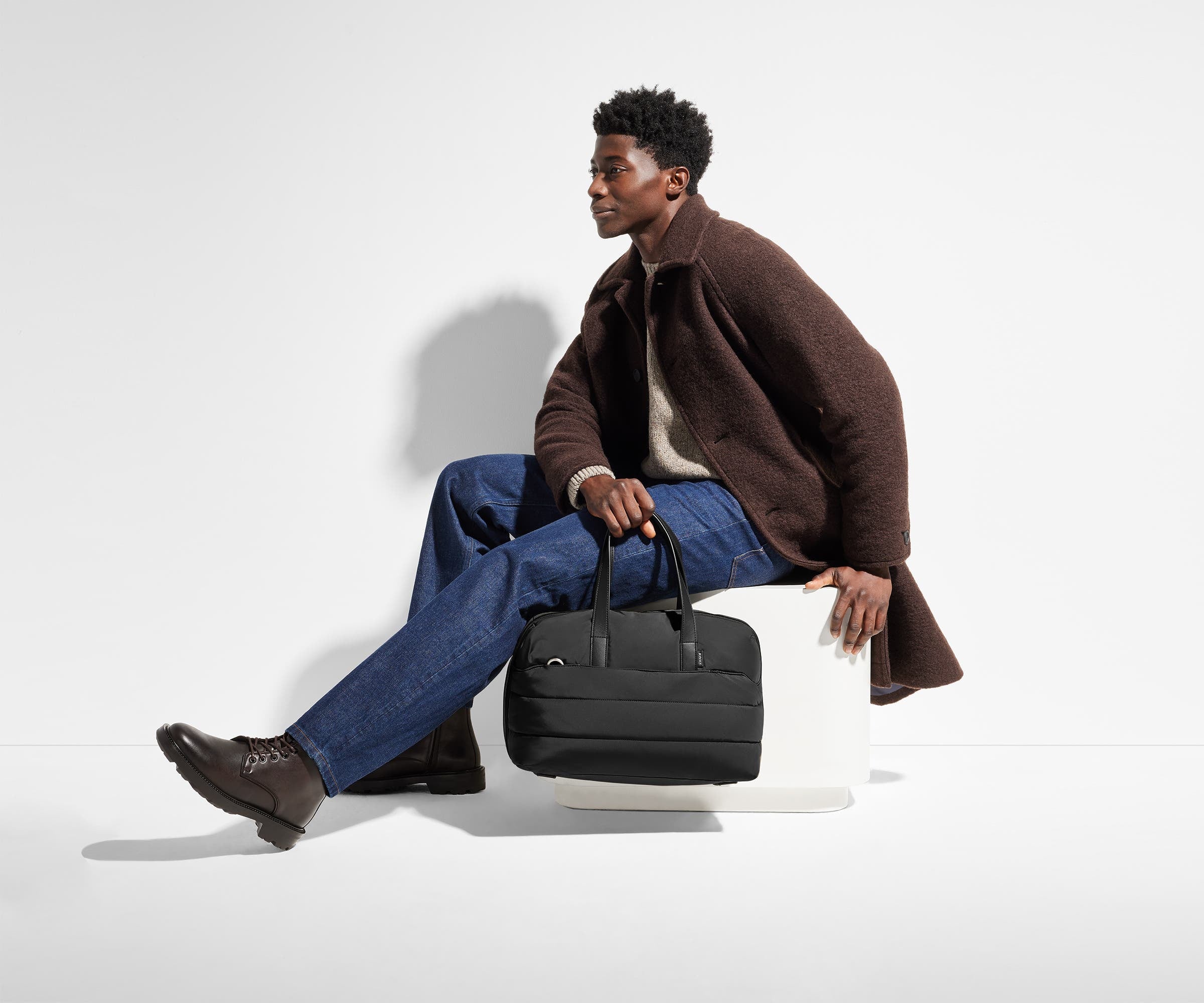 The Quilted Everywhere Bag in Jet Black - Image 5