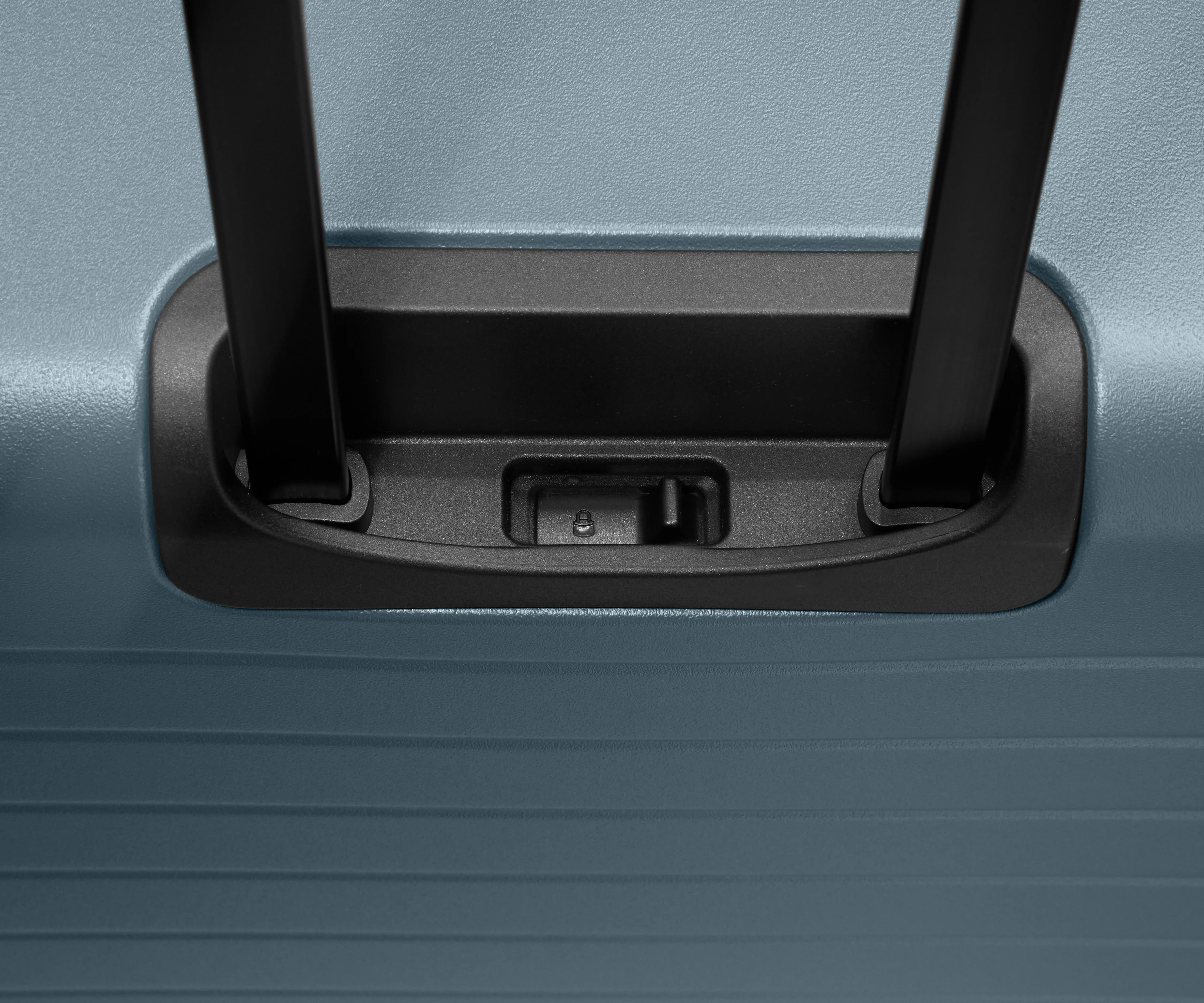 Topside Medium Trunk in Coast Blue - Image 5