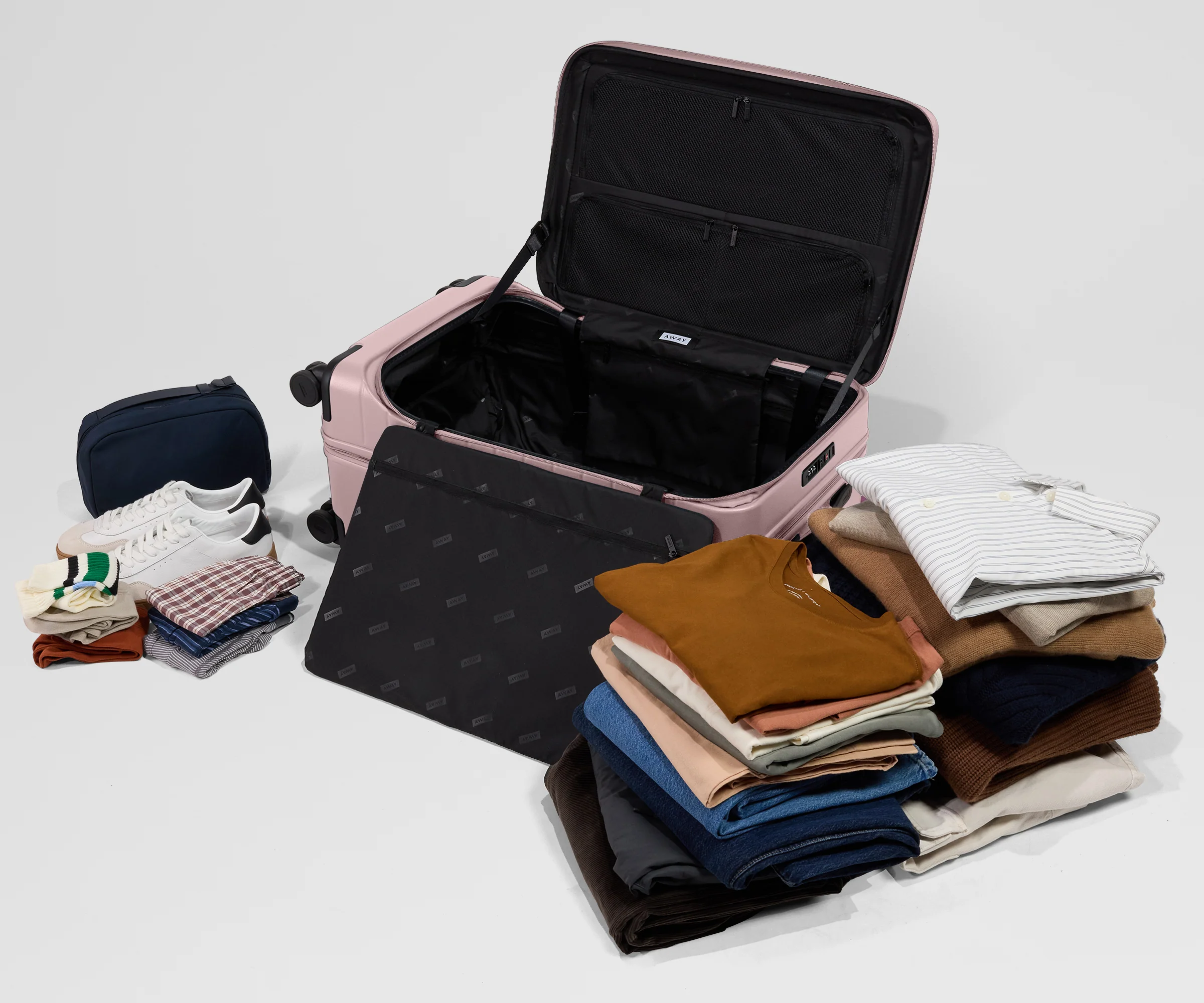 Topside Medium Trunk in Blush Pink - Image 4