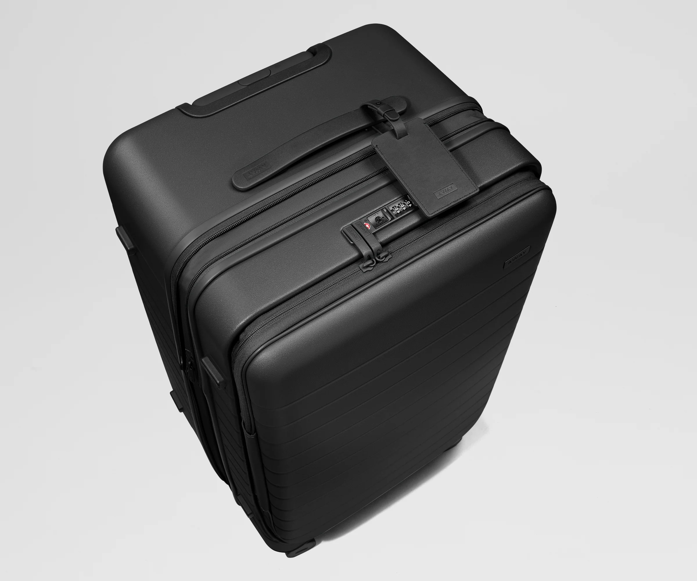 Topside Medium Trunk in Jet Black - Image 8
