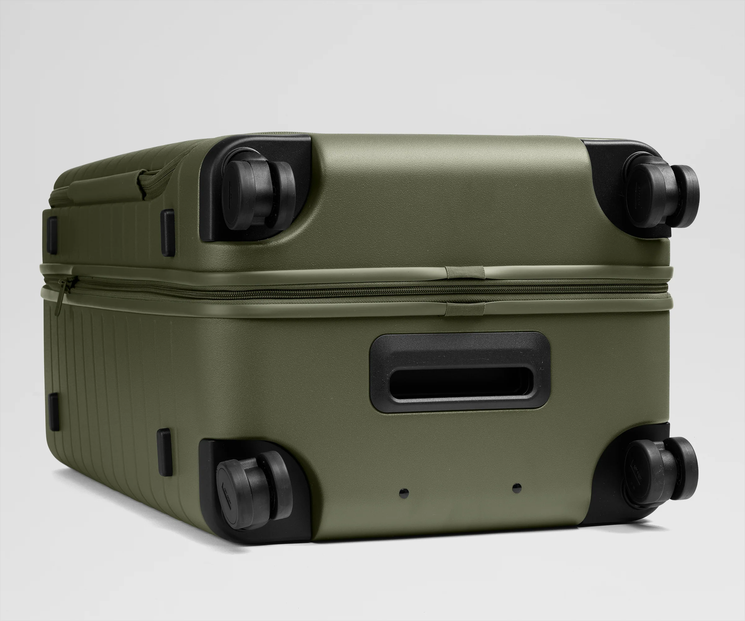 Topside Medium Trunk in Olive Green - Image 9