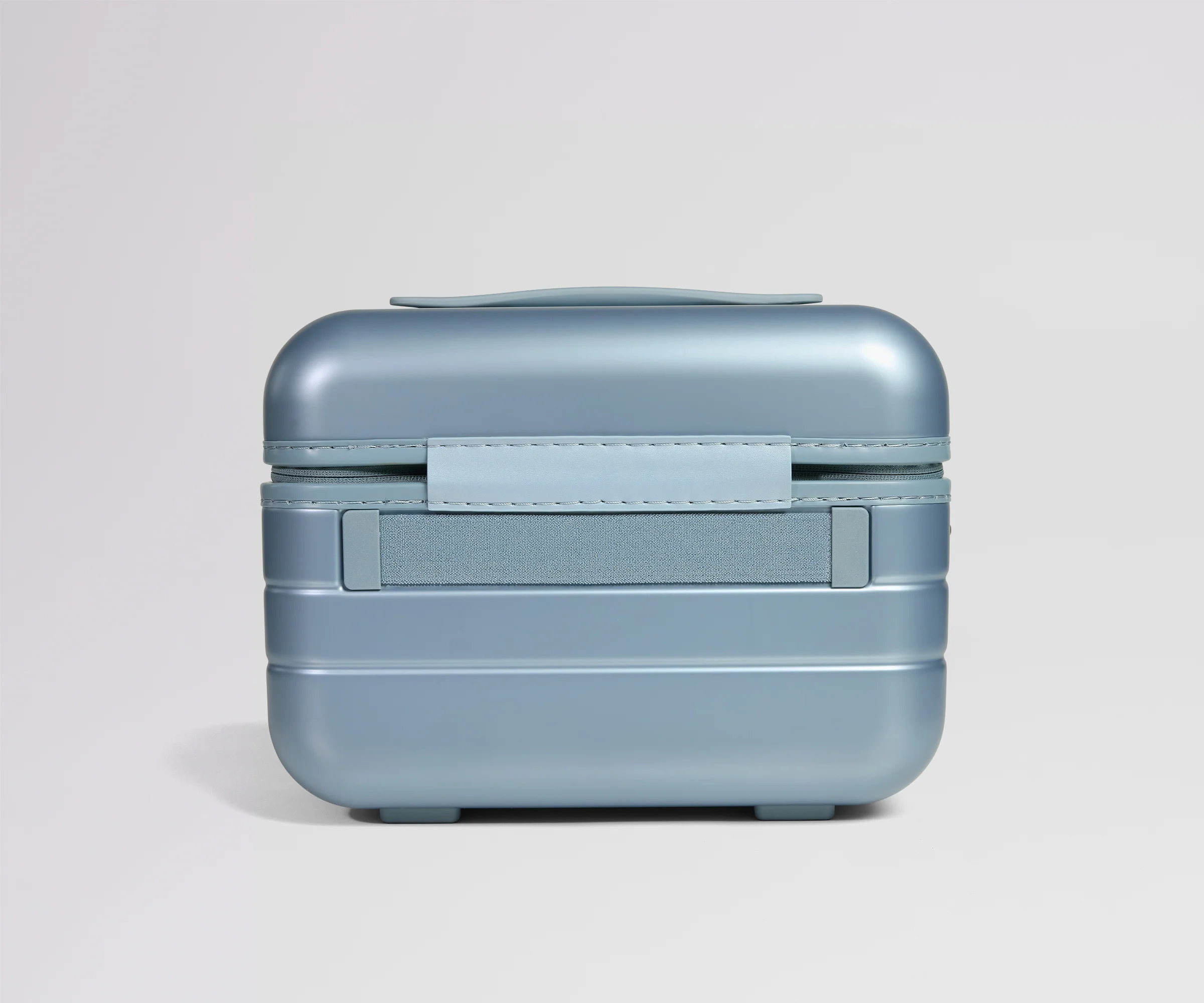 The Train Case in Arctic Blue - Image 3