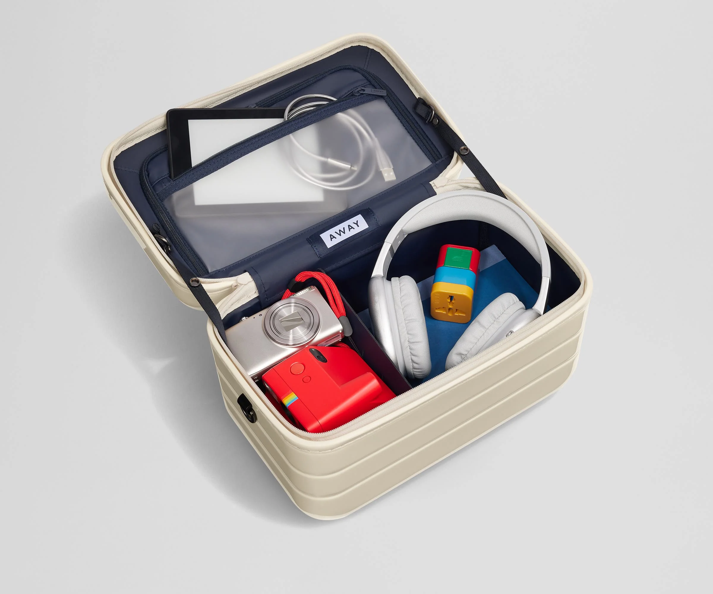 The Train Case in Salt White (Gloss) - Image 6