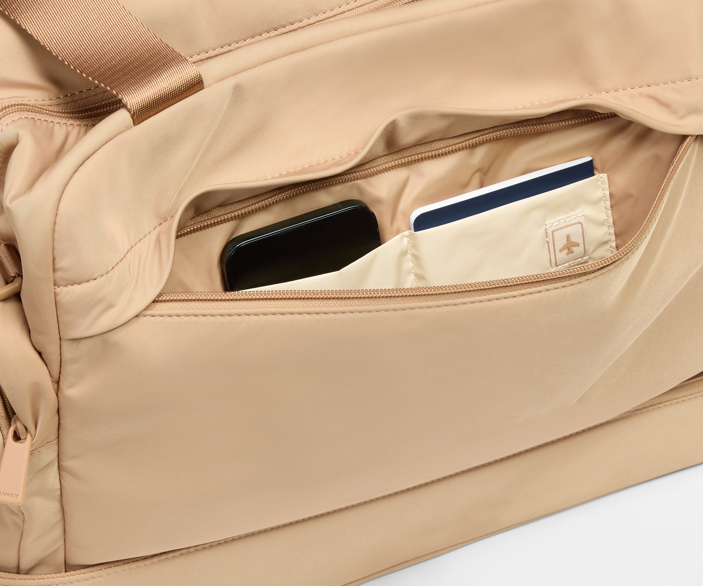 Featherlight Overnight Bag in Camel Brown - Image 7