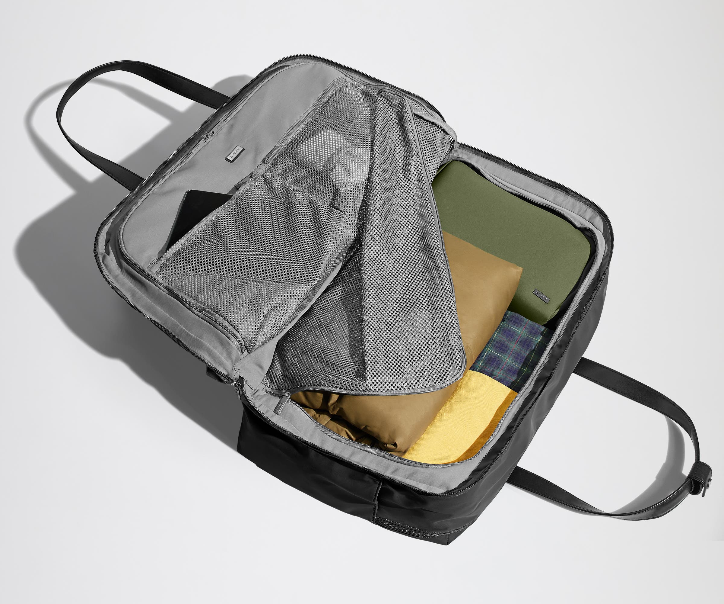 The Weekender in Jet Black - Image 3